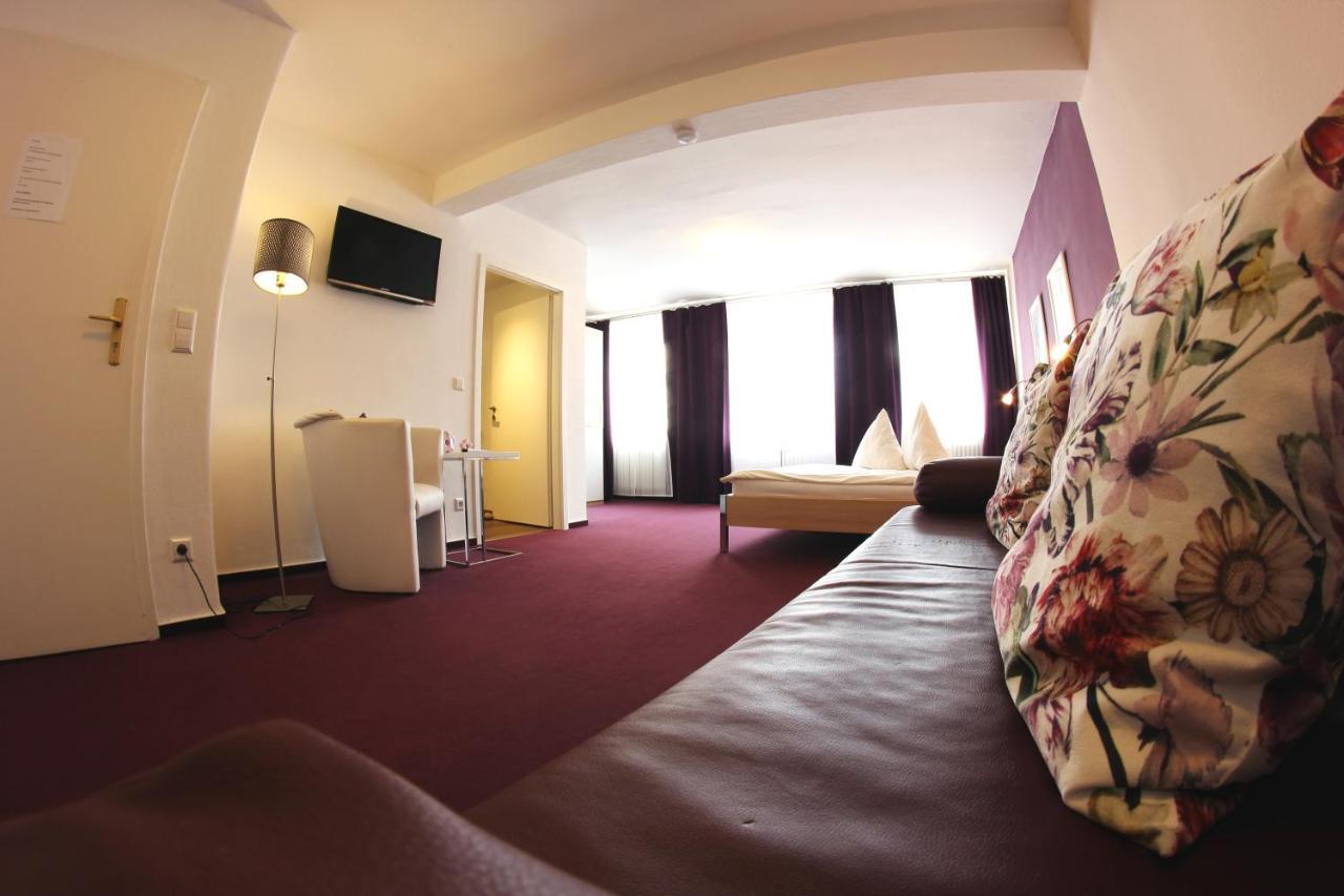 Weinstube Bycastors Hotel Treis-Karden Ngoại thất bức ảnh