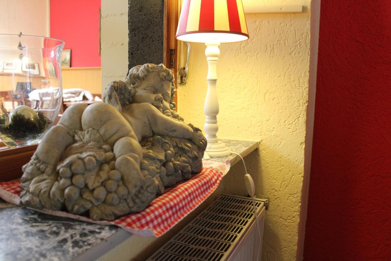 Weinstube Bycastors Hotel Treis-Karden Ngoại thất bức ảnh