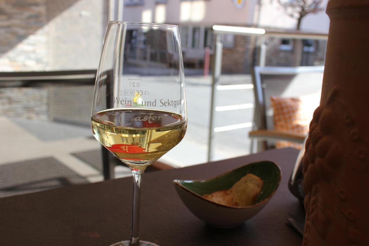 Weinstube Bycastors Hotel Treis-Karden Ngoại thất bức ảnh